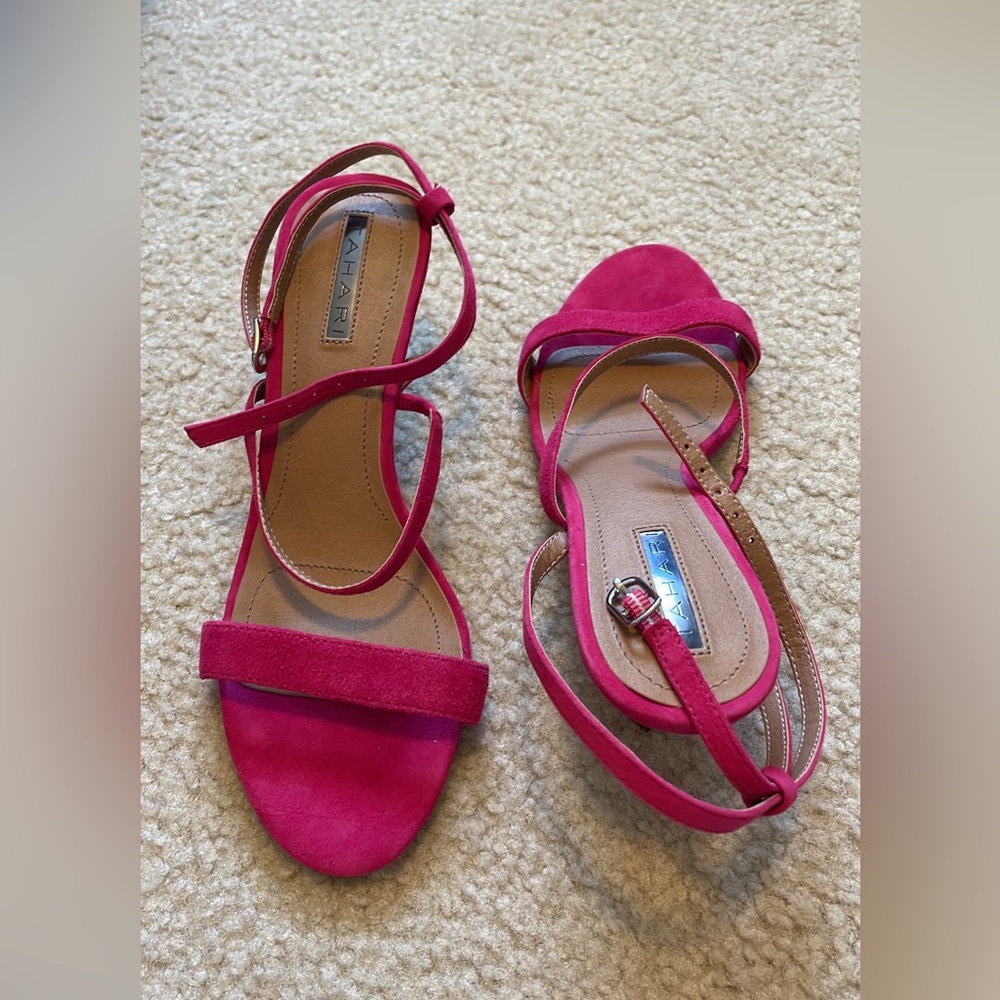 Tahari strappy pink heeled sandals - Picture 7 of 8